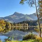 Near The Kitzski Area شقة