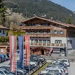Near The Kitzski Area Apartman *